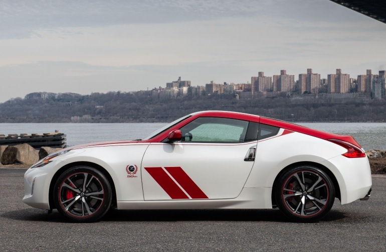 Nissan-370Z-image2